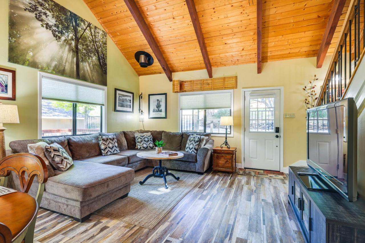 Groveland Home - Walk To Pine Mountain Lake! エクステリア 写真